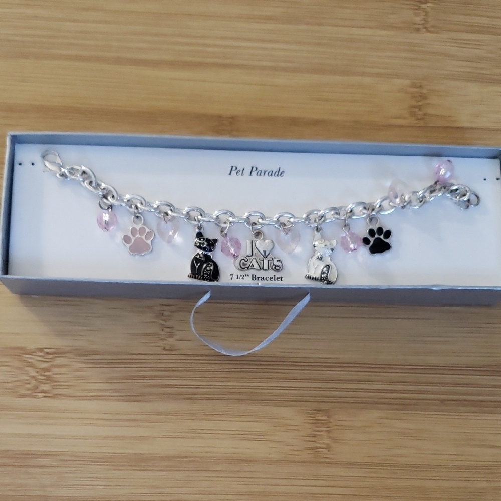Pet Parade NWOT Silver and Pink Charm Bracelet 7.5 "